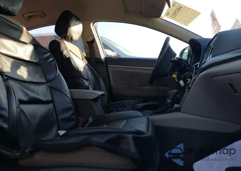 2018 Hyundai Elantra Sel из США, поврежденный, VIN 5NPD84LF1JH326122